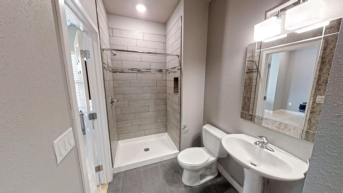 Bedroom 2 bath