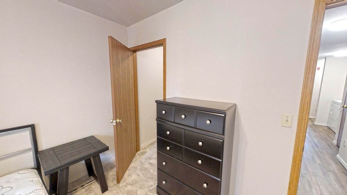 Bedroom 1 Closet