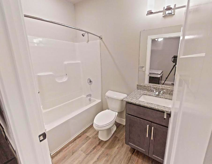 Bedroom 1 full bath
