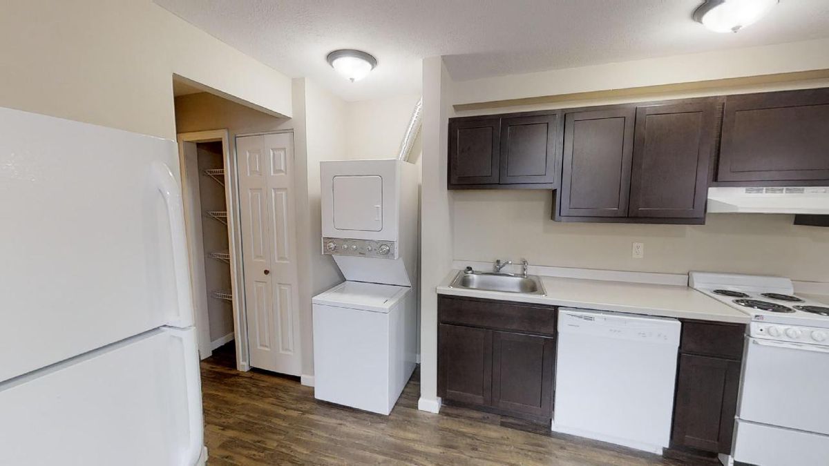 Welcome-To-105-S-4th-St-101-08262019_182655