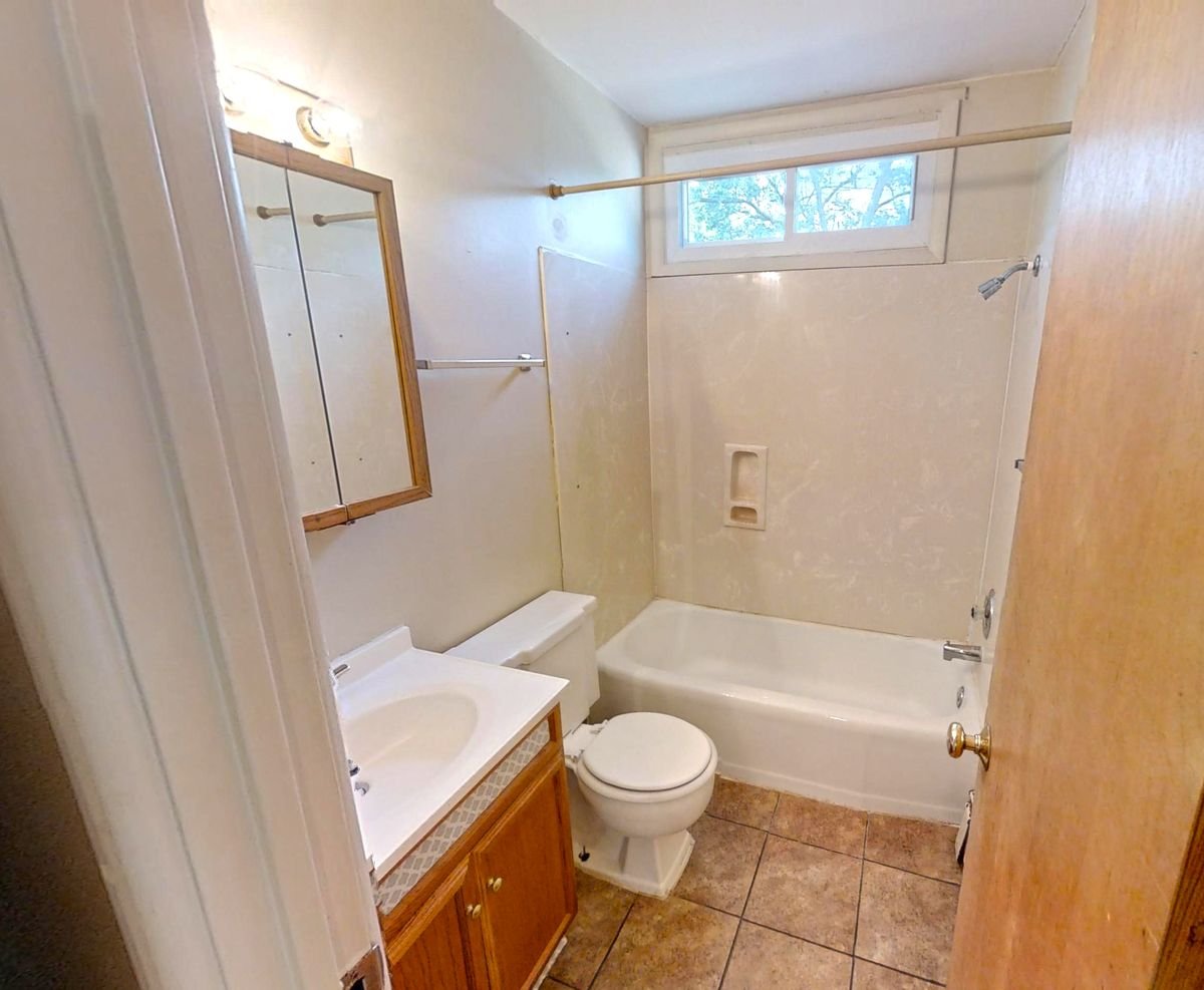Full Bath