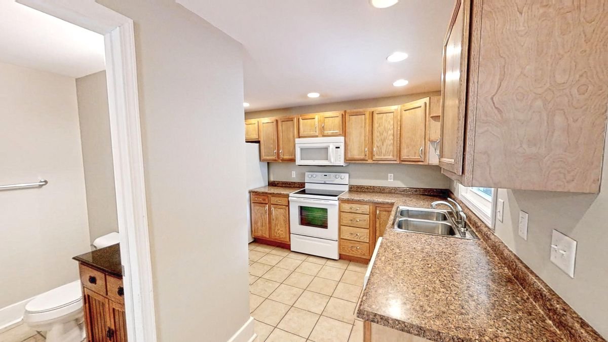 Kitchen 2