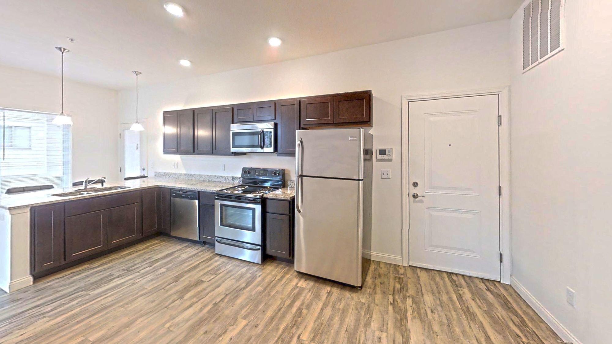 Kitchen 1