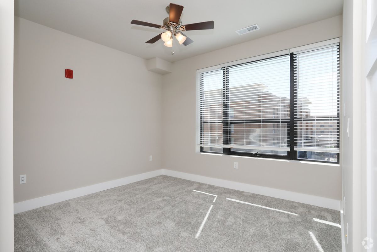 fields-south---price-slash---champaign-il-3-br-2-ba---second-bedroom