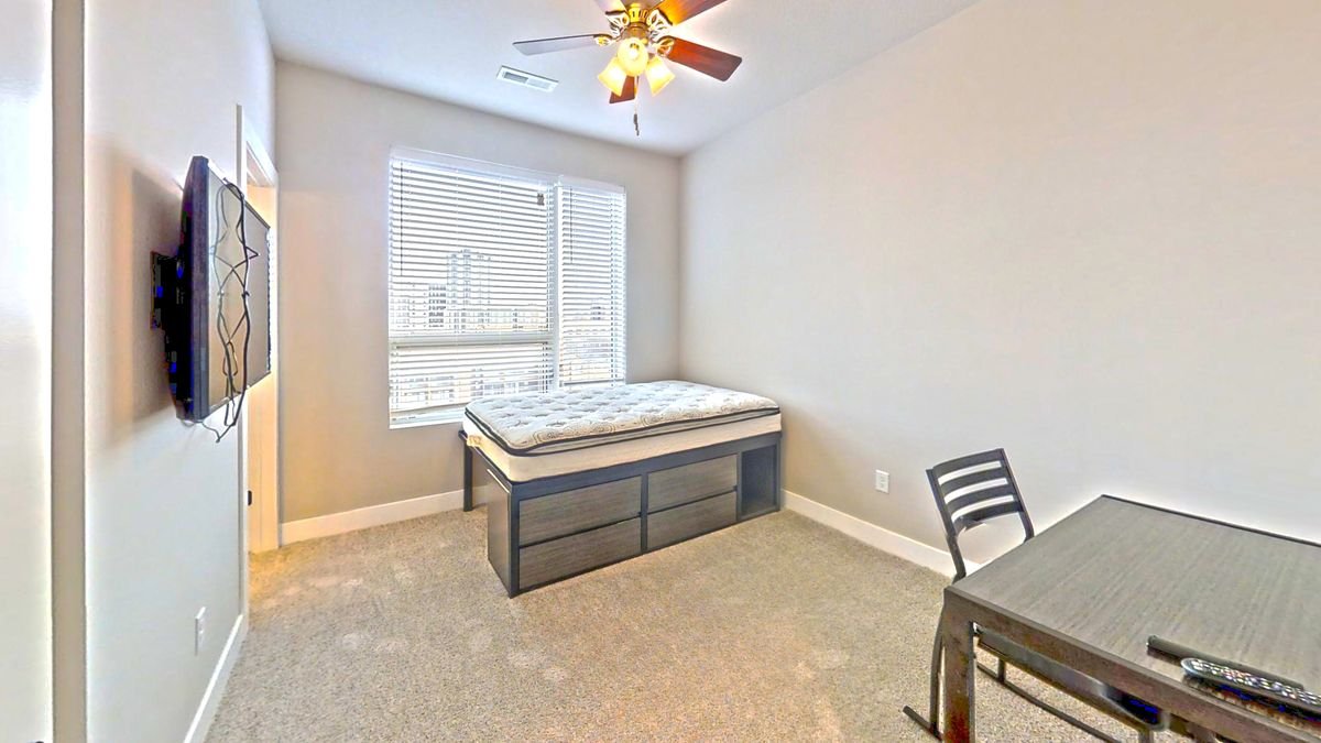 55-E-Green-St-606-Bedroom 1