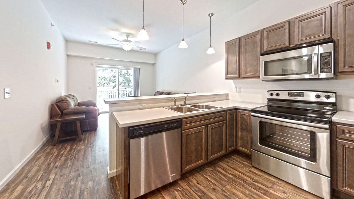 Welcome-To-509-S-Elm-201-Kitchen