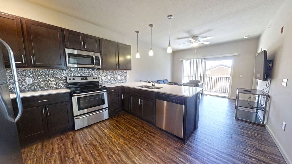 Kitchen thru