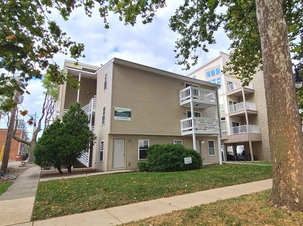 312 W White St Ext