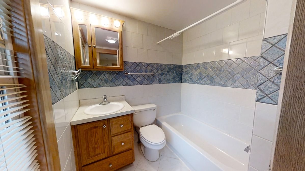Bedroom 2 bath