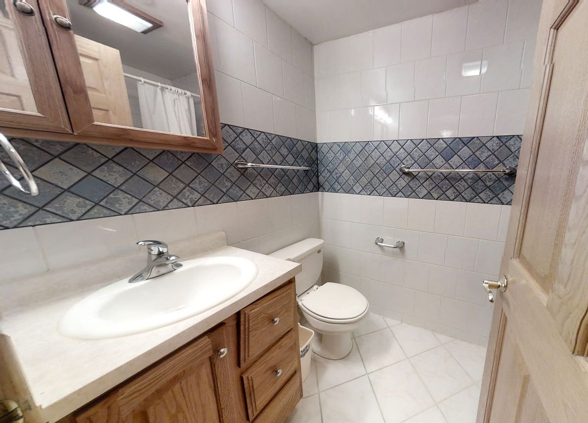 Bedroom 3 Bath