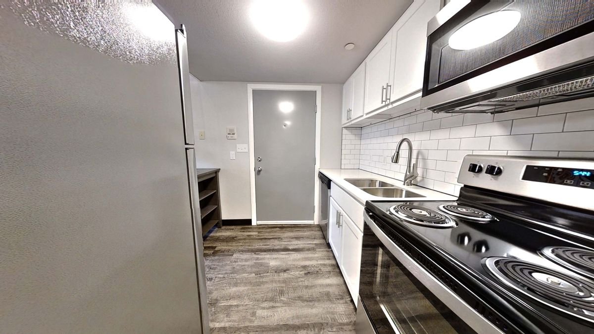 Kitchen 2