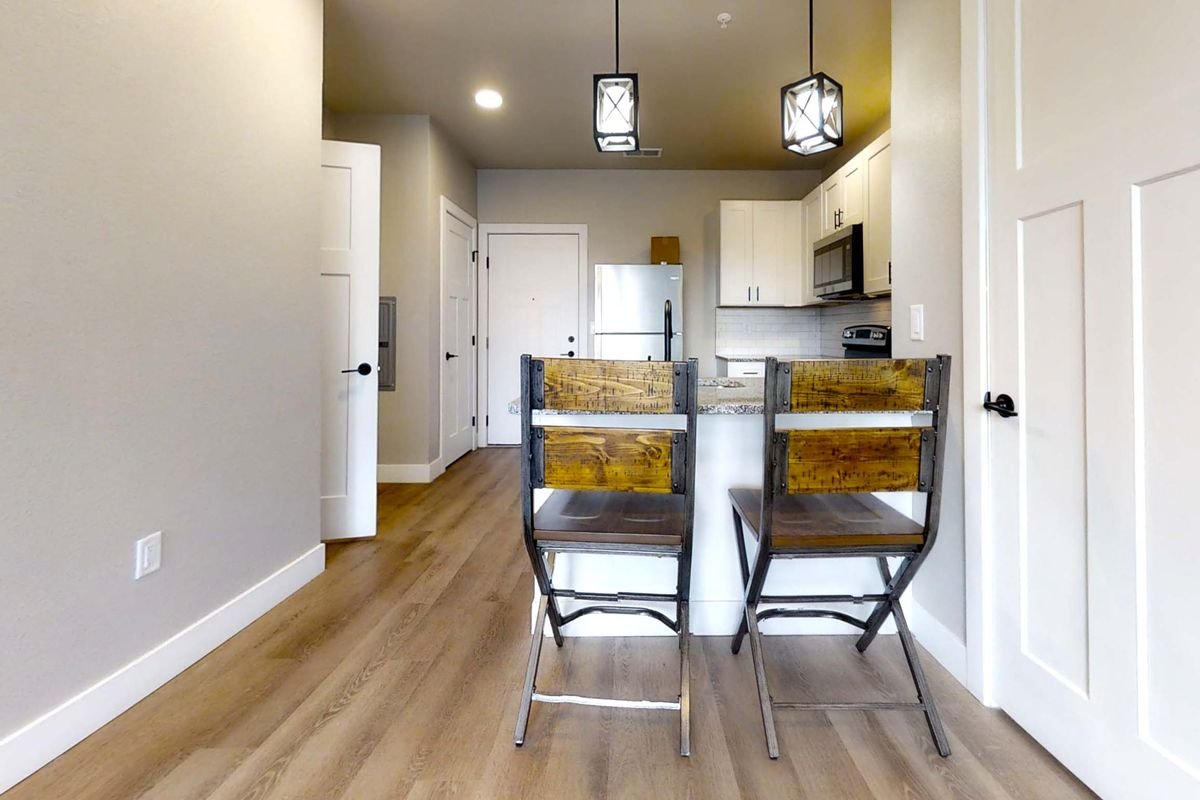 711-S-Fourth-St-403-Kitchen