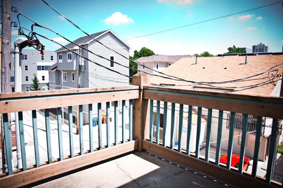 balcony2