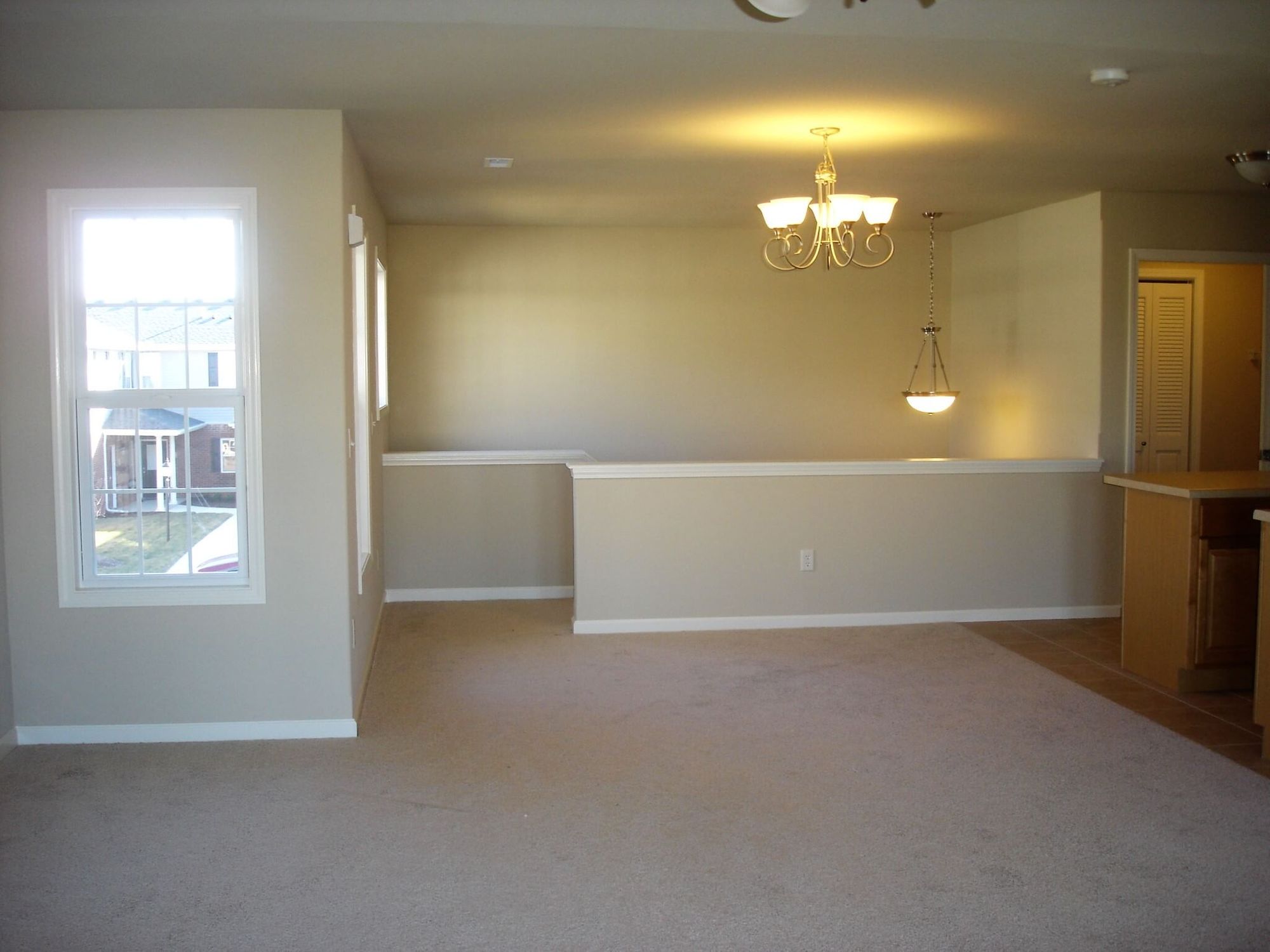 103-Portsmouth-Dining-Area