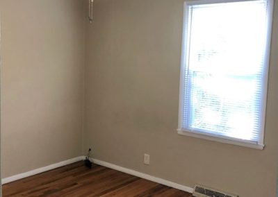 806-breen-bedroom3-400x284