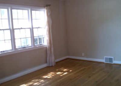 304-S.-Mattis-Living-Room-400x284