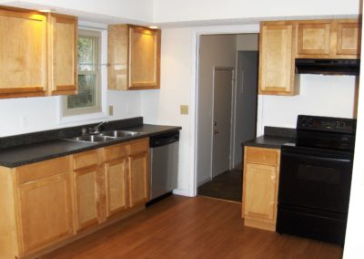 2702-Southwood-Kitchen-400x284
