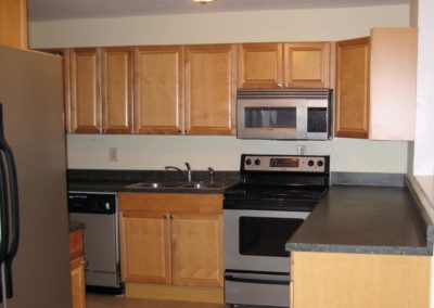 1804-Park-Haven-Kitchen-upclose-400x284