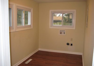1804-Park-Haven-Laundry-Room-400x284