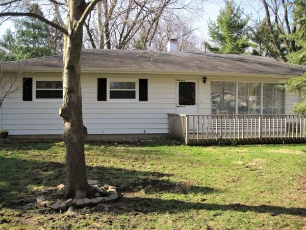 805-Richards-Front-Exterior-1-1060x795-1