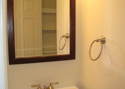1507-W.-John-Bathroom-400x284