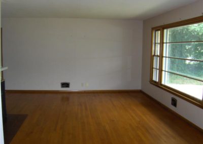 611-Breen-Living-Room-Window_lowresol-400x284