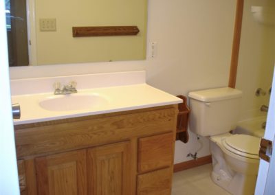2403-Hathaway-Bathroom-400x284