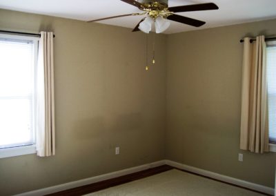 1001-S.-Pine-Bedroom-400x284