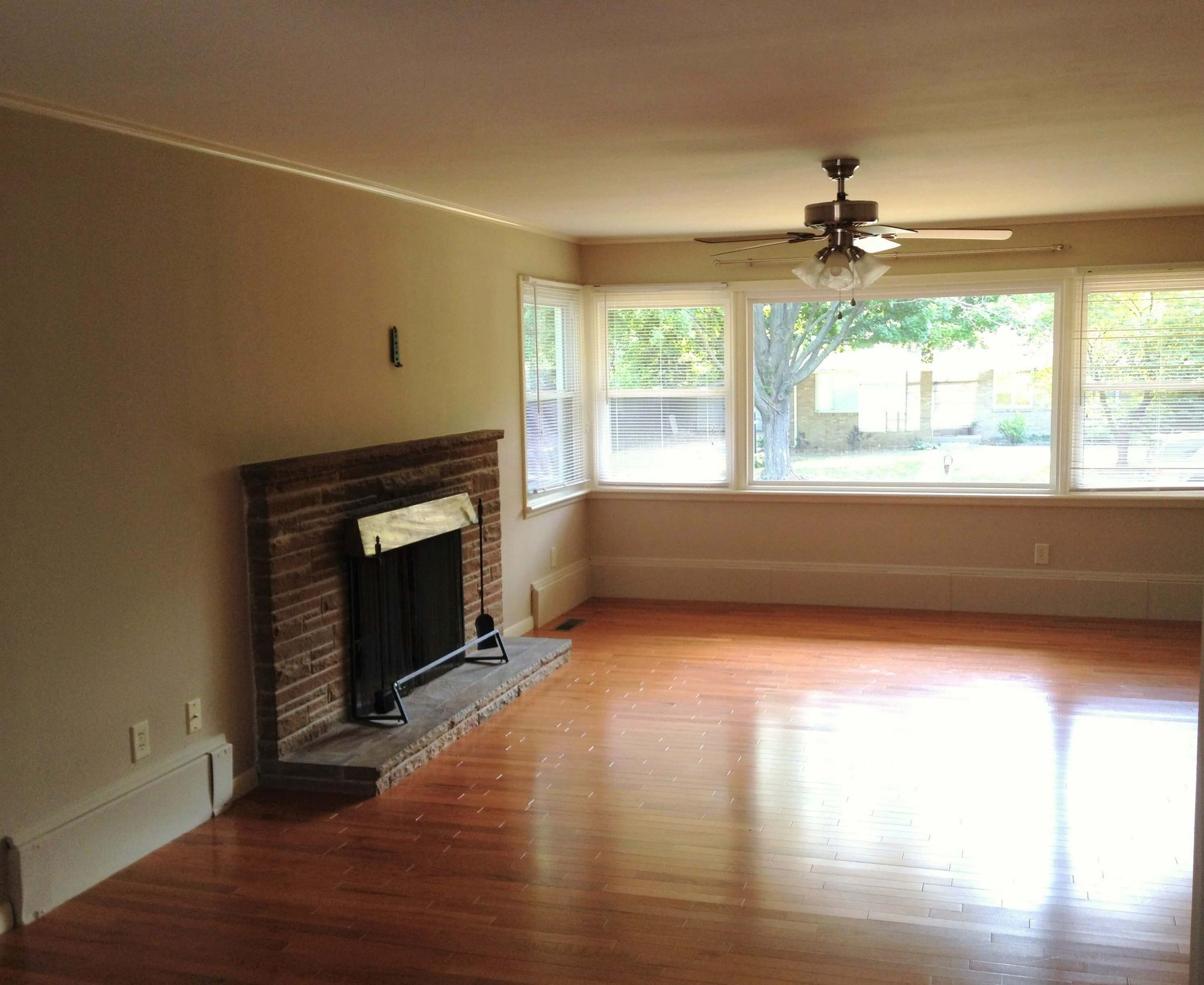 1503-Dawson-Living-Room