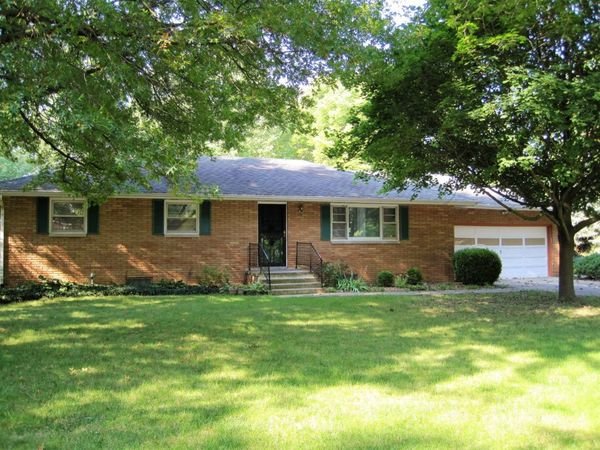 1-107-Broadmoor-Front-Exterior-1080x810