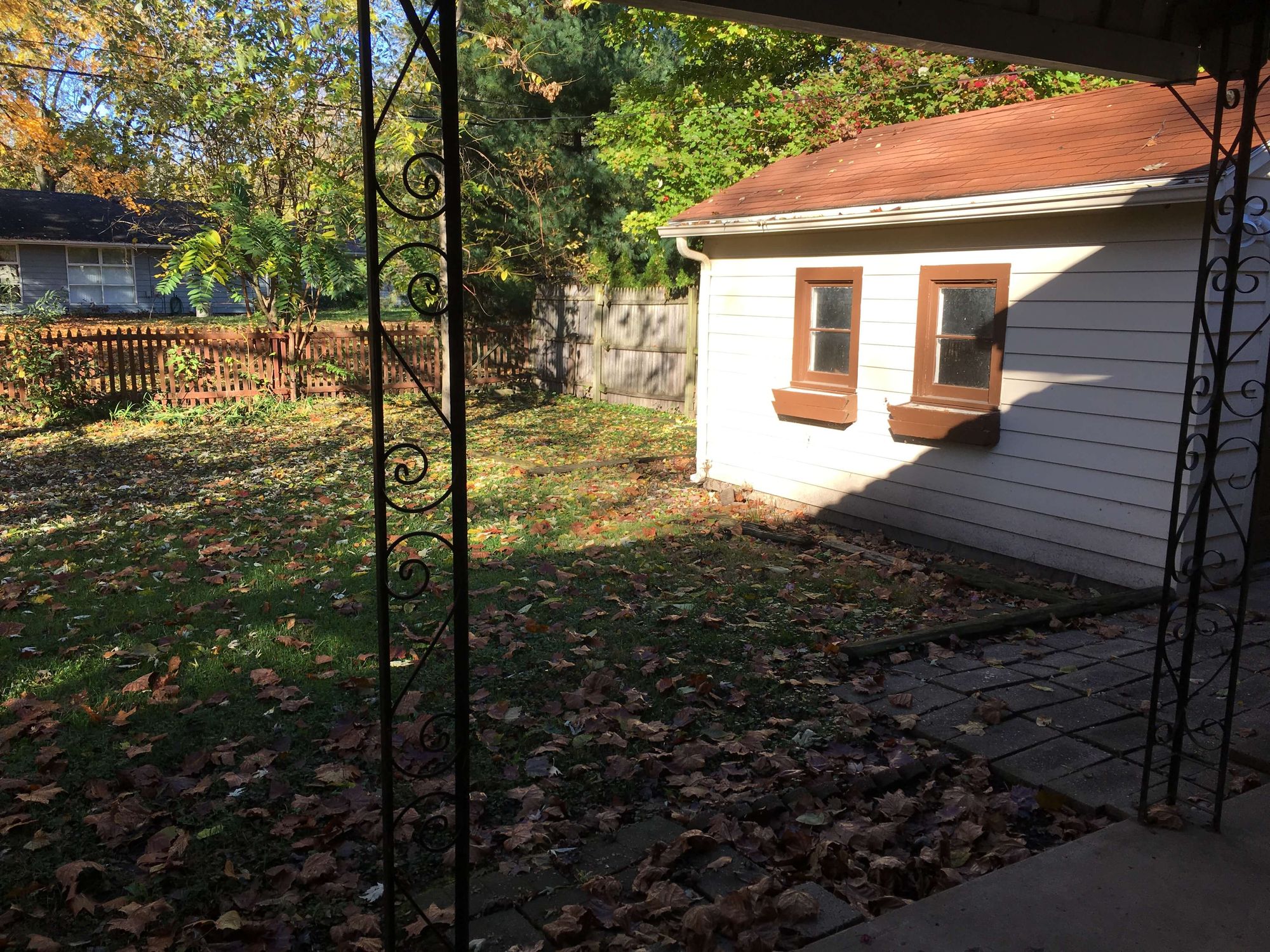 1415-Cambridge-Backyard-Shed