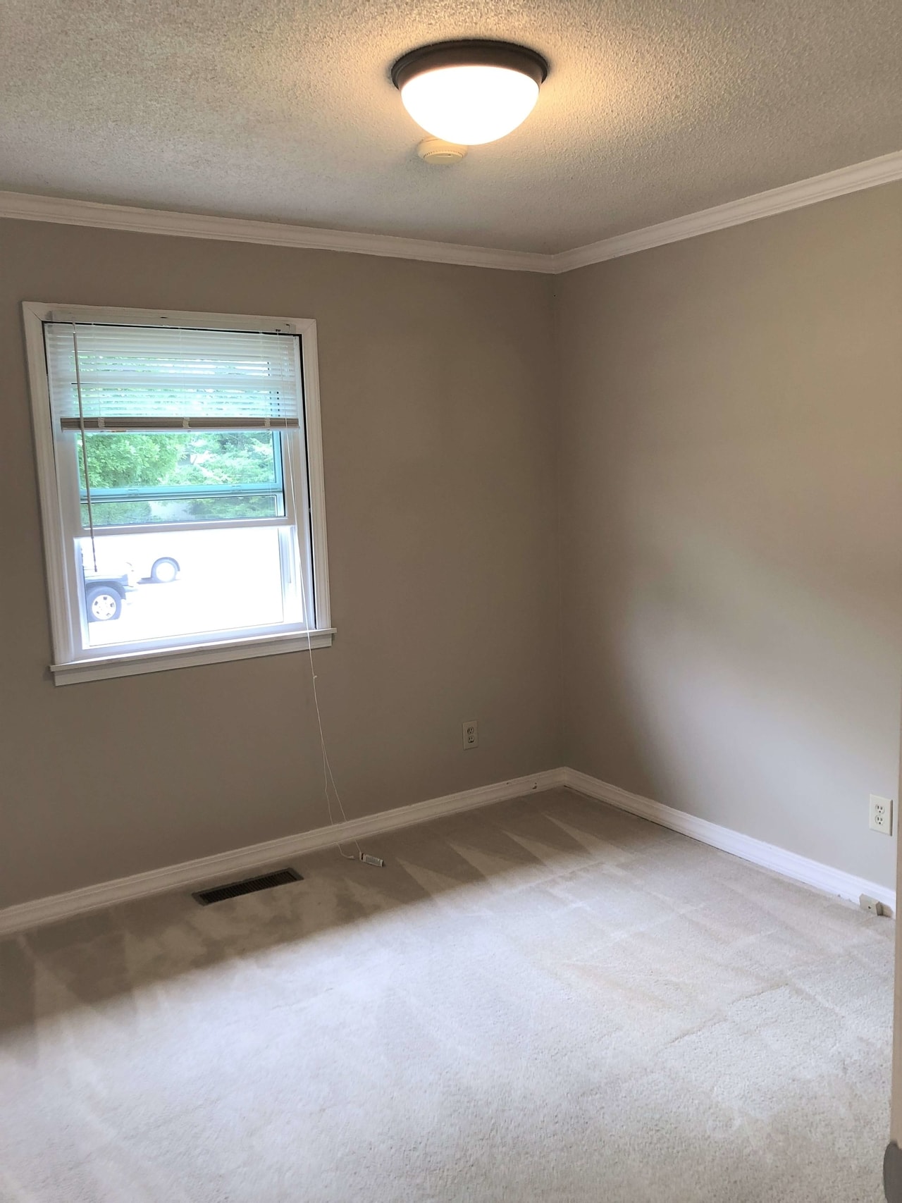 1819-Sadler-Bedroom2