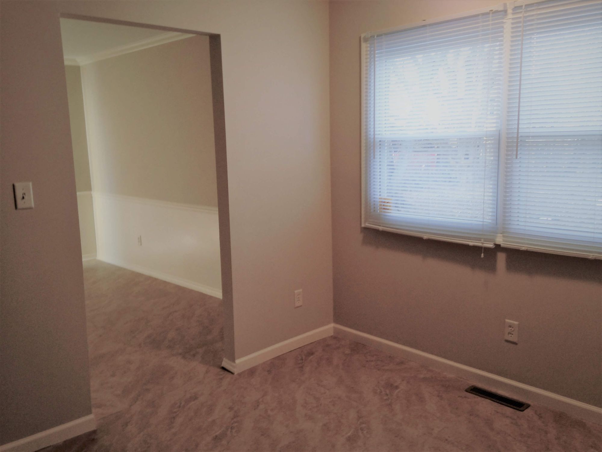 1811-Sadler-Eating-Area-opening-to-Bonus-Room