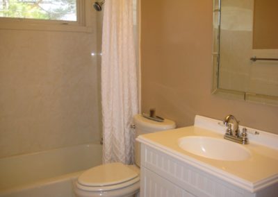 1604-Normandy-Bathroom-400x284