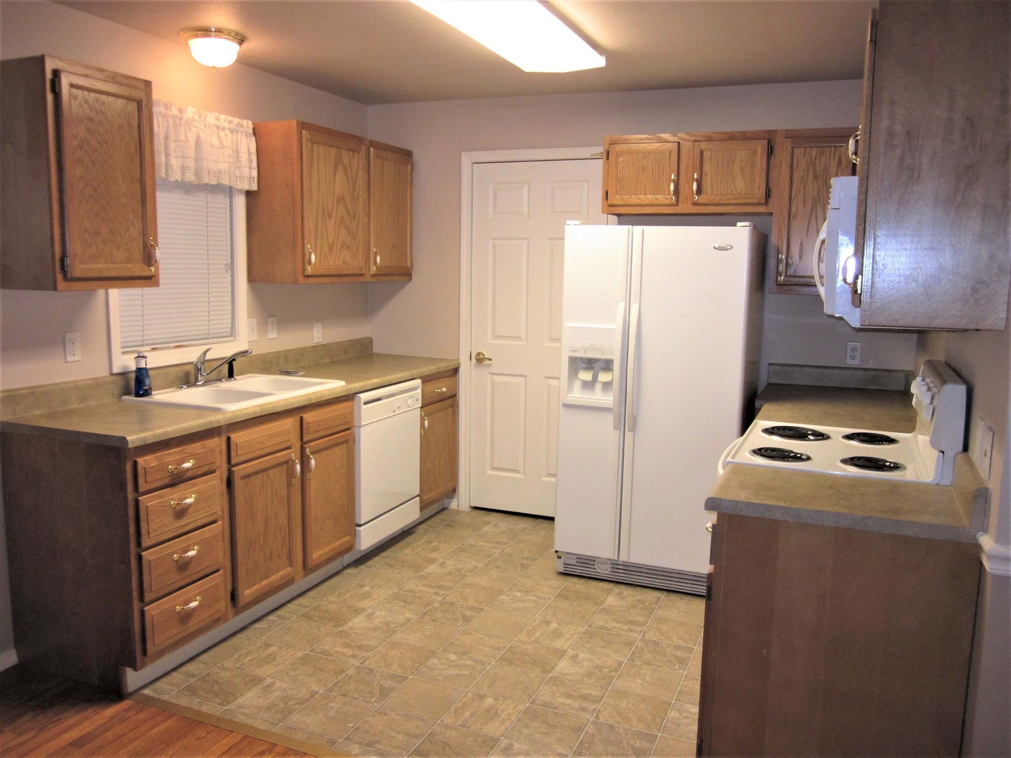 617-Richards-Kitchen