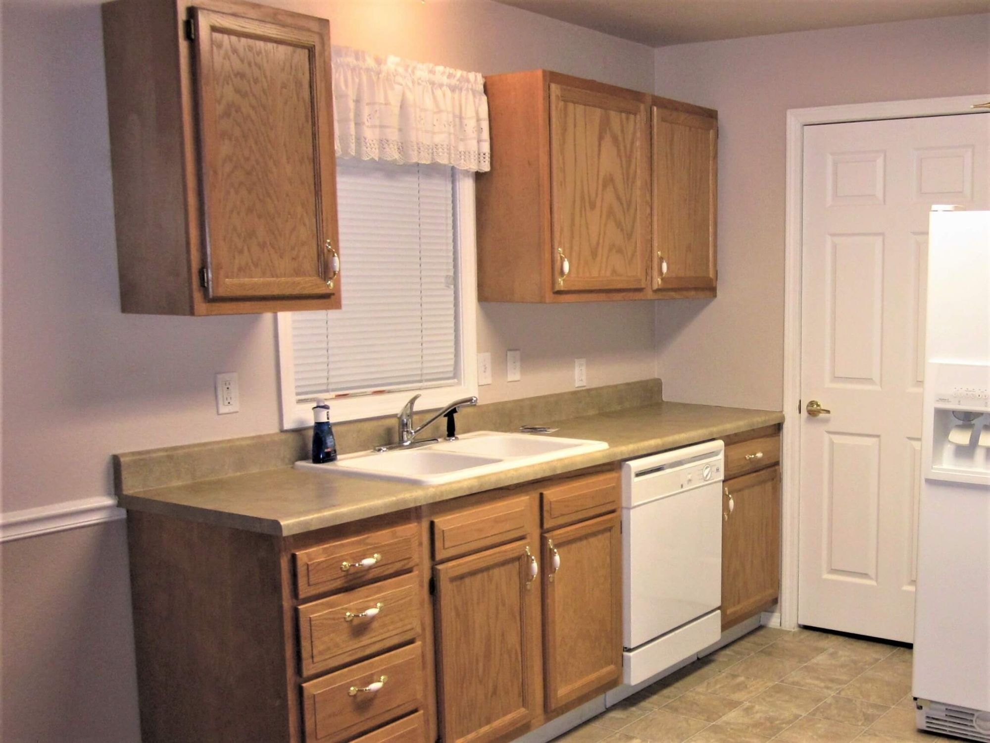 617-Richard-Kitchen-Cabinets