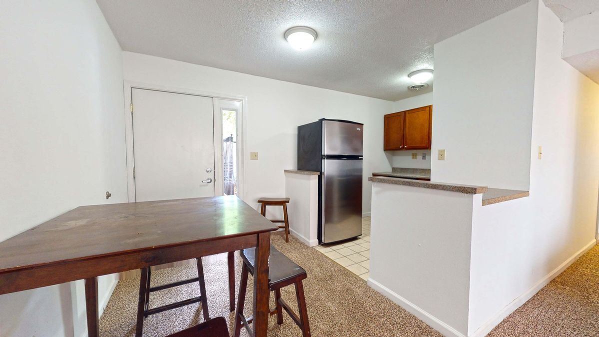 106-South-Coler-Avenue-05222022_192821