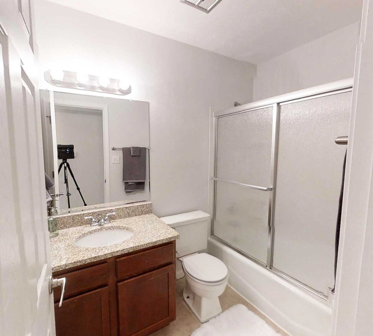 Full Bath