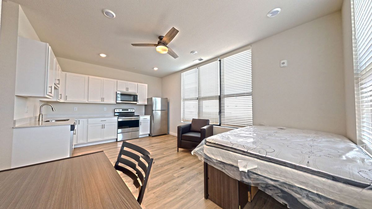 609-S-Randolph-St-204-07302022_125802