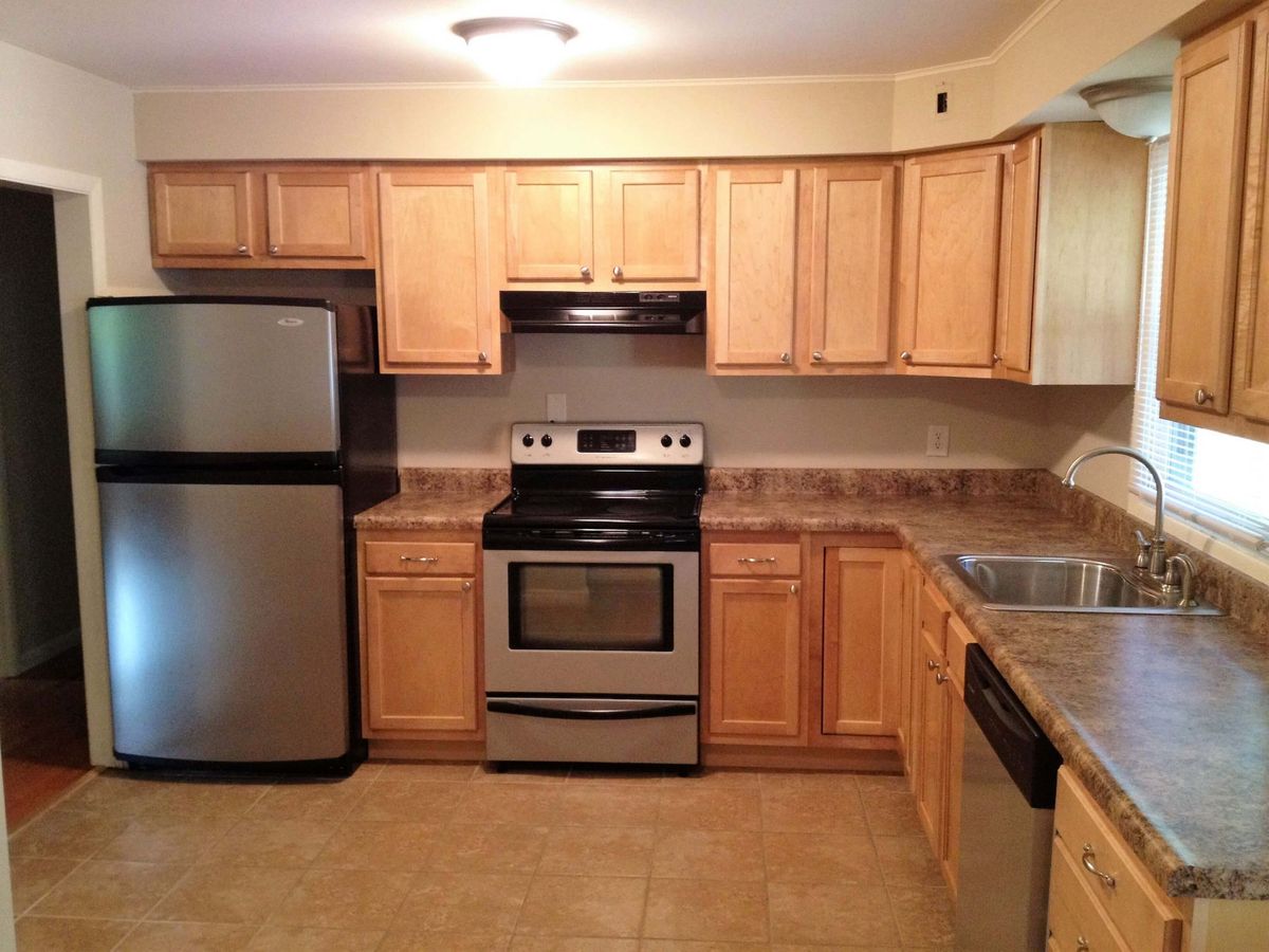 1503-Dawson-Kitchen 2