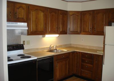 1714-Crescent-Kitchen-400x284