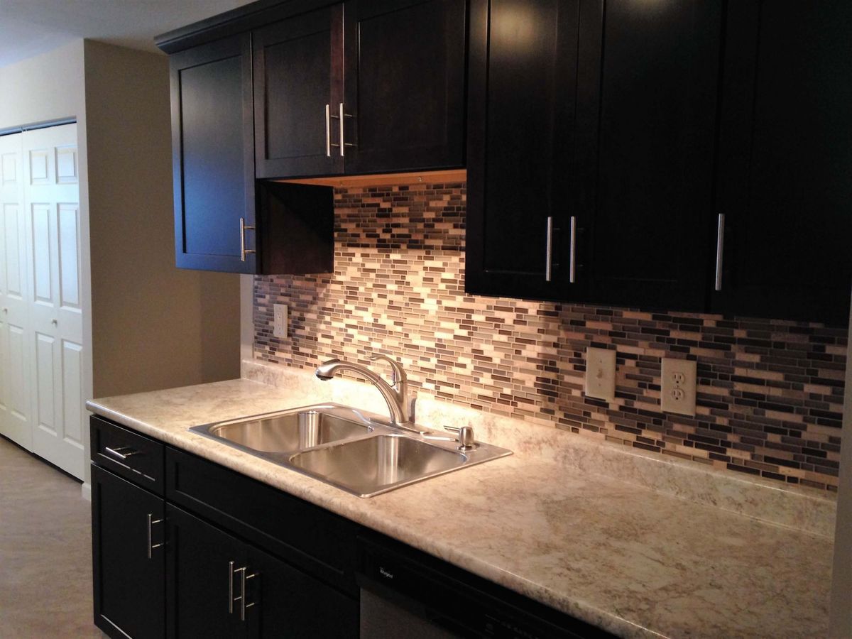 1811-Sadler-Kitchen-Upclose-Sink-Area 1
