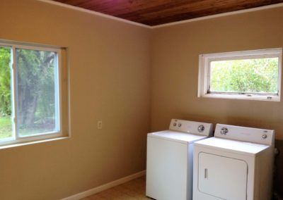 1908-Galen-Laundry-Room-400x284