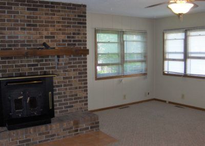 717-Balboa-Family-Room-400x284