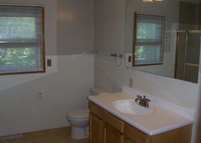 717-Balboa-Bathroom-400x284