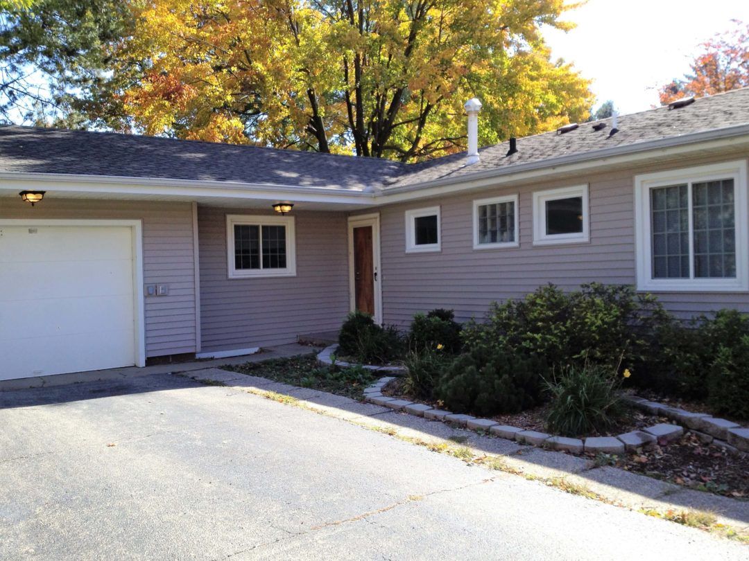 804-S.-Westlawn-Front-Exterior-1080x810-1