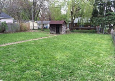 Balboa-813-Backyard-400x284
