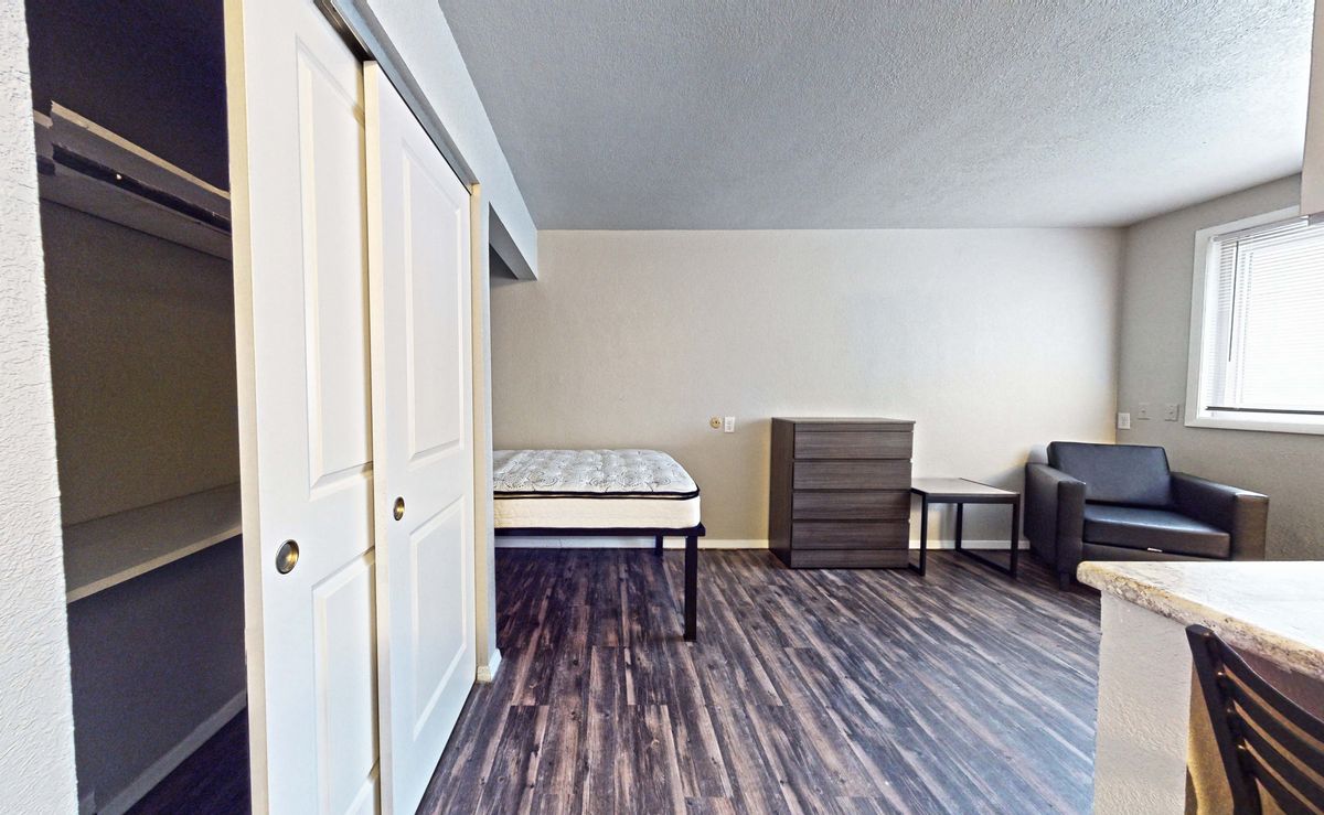 Welcome-To-509-E-Clark-16-01292023_204811