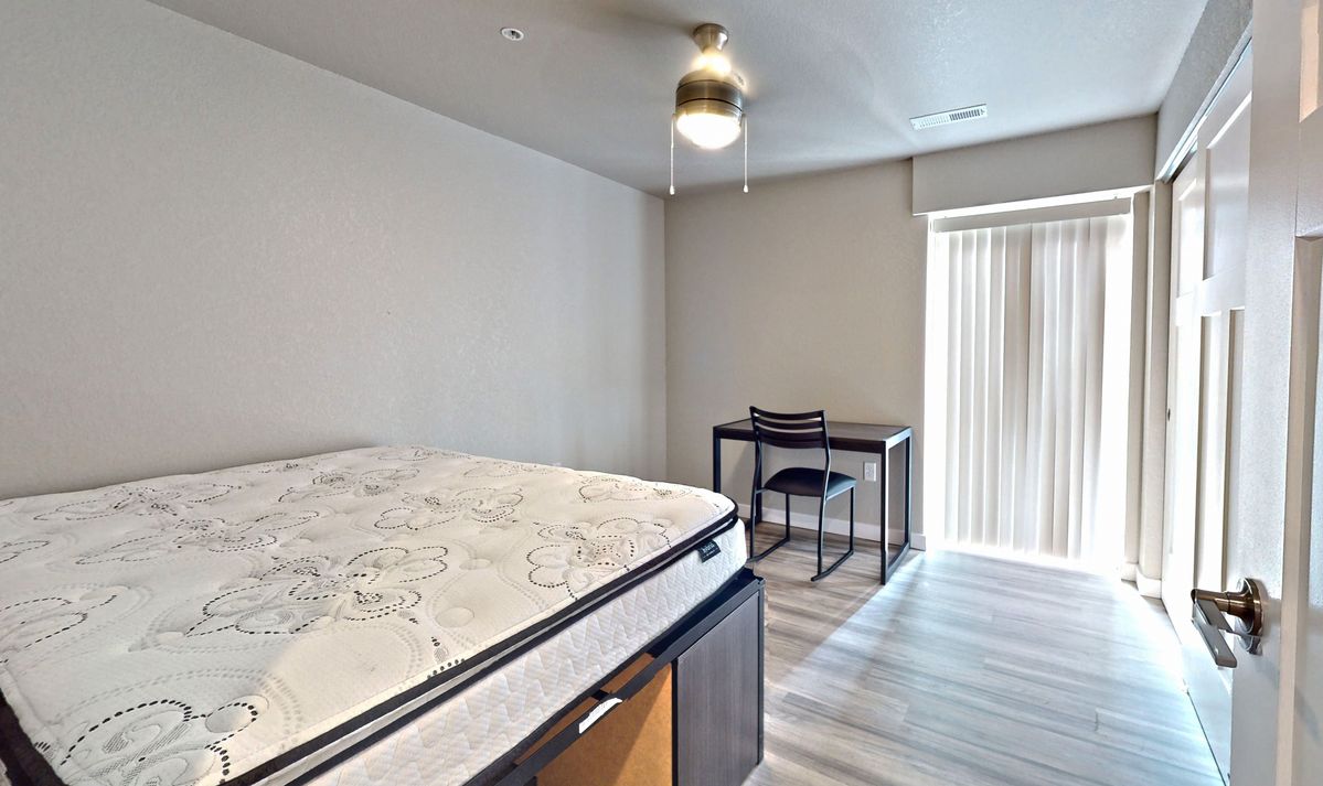 508-S-First-St-Champaign-102-07072023_182836