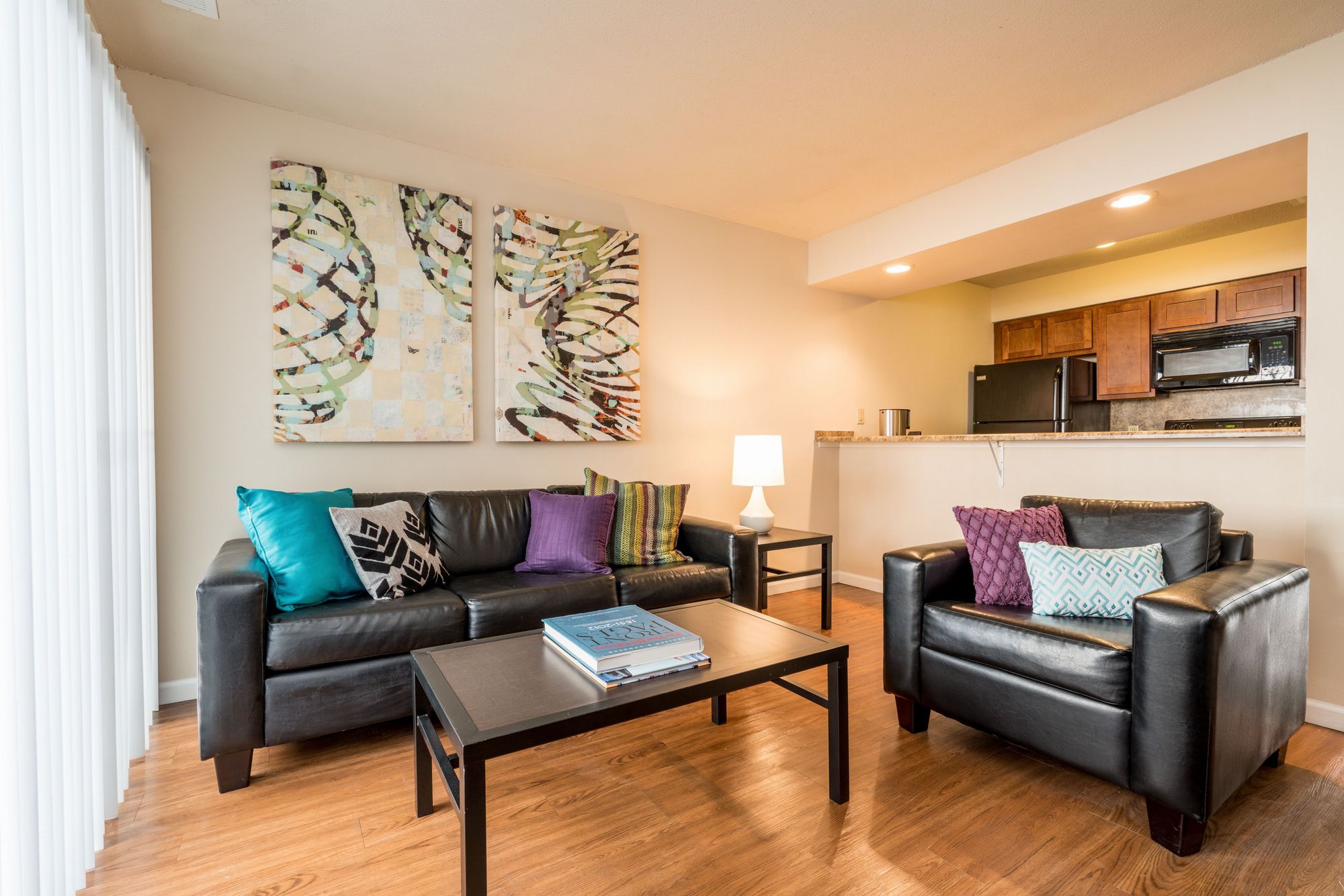 418_309 Daniel Living Room 2